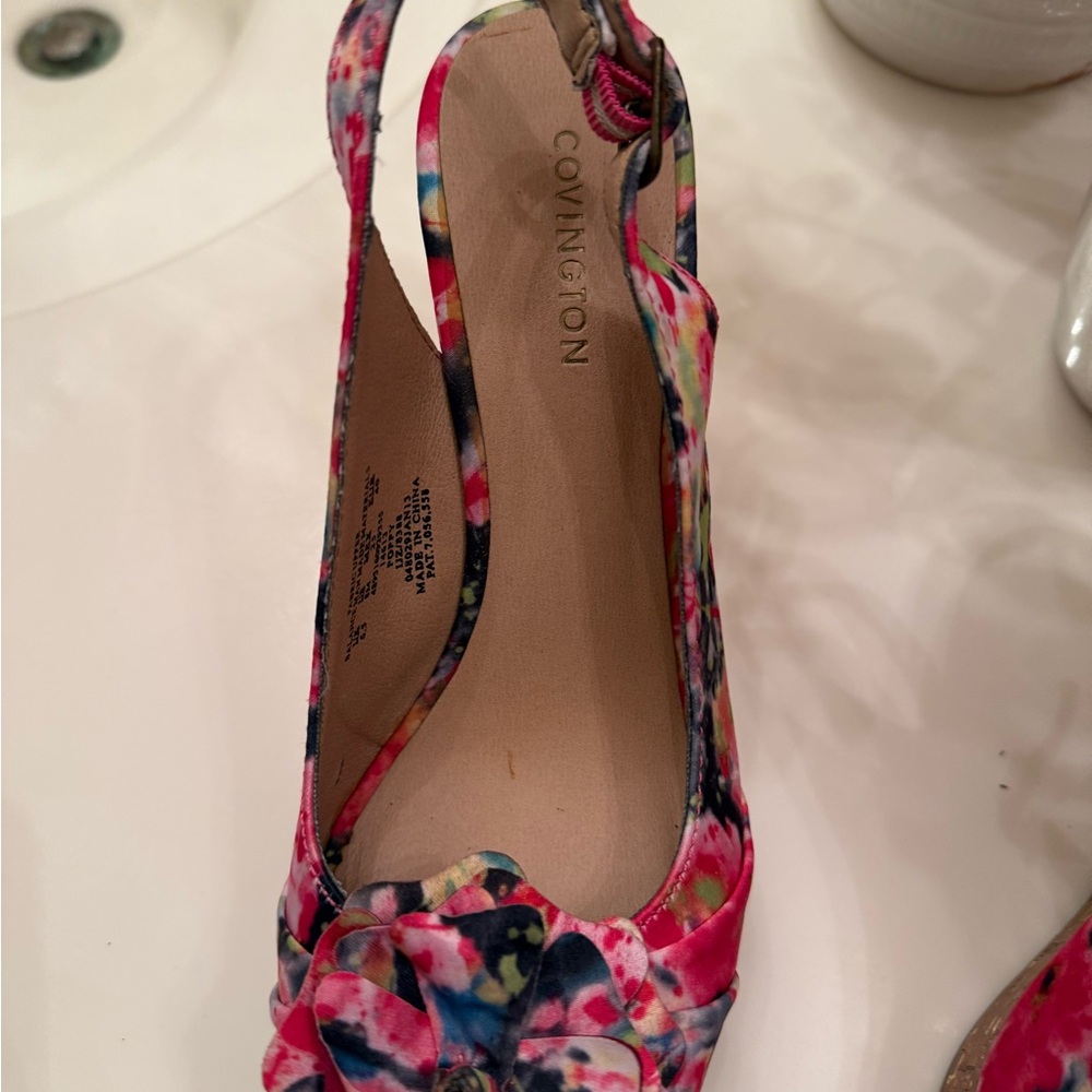 Covington Women's Multicolor Floral Cork Wedge Heels size 6.5 MAKE ME A OFFER! - Picture 17 of 17